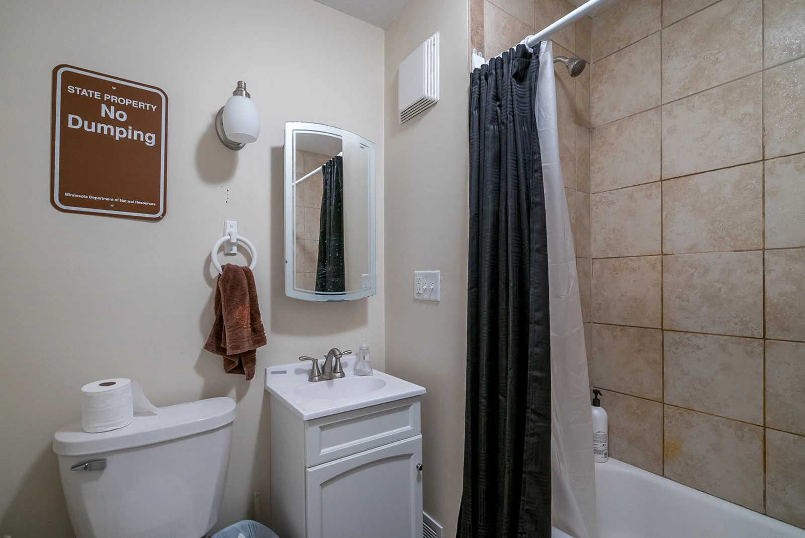 223 S Broad Street, Mankato, MN 56001 USA