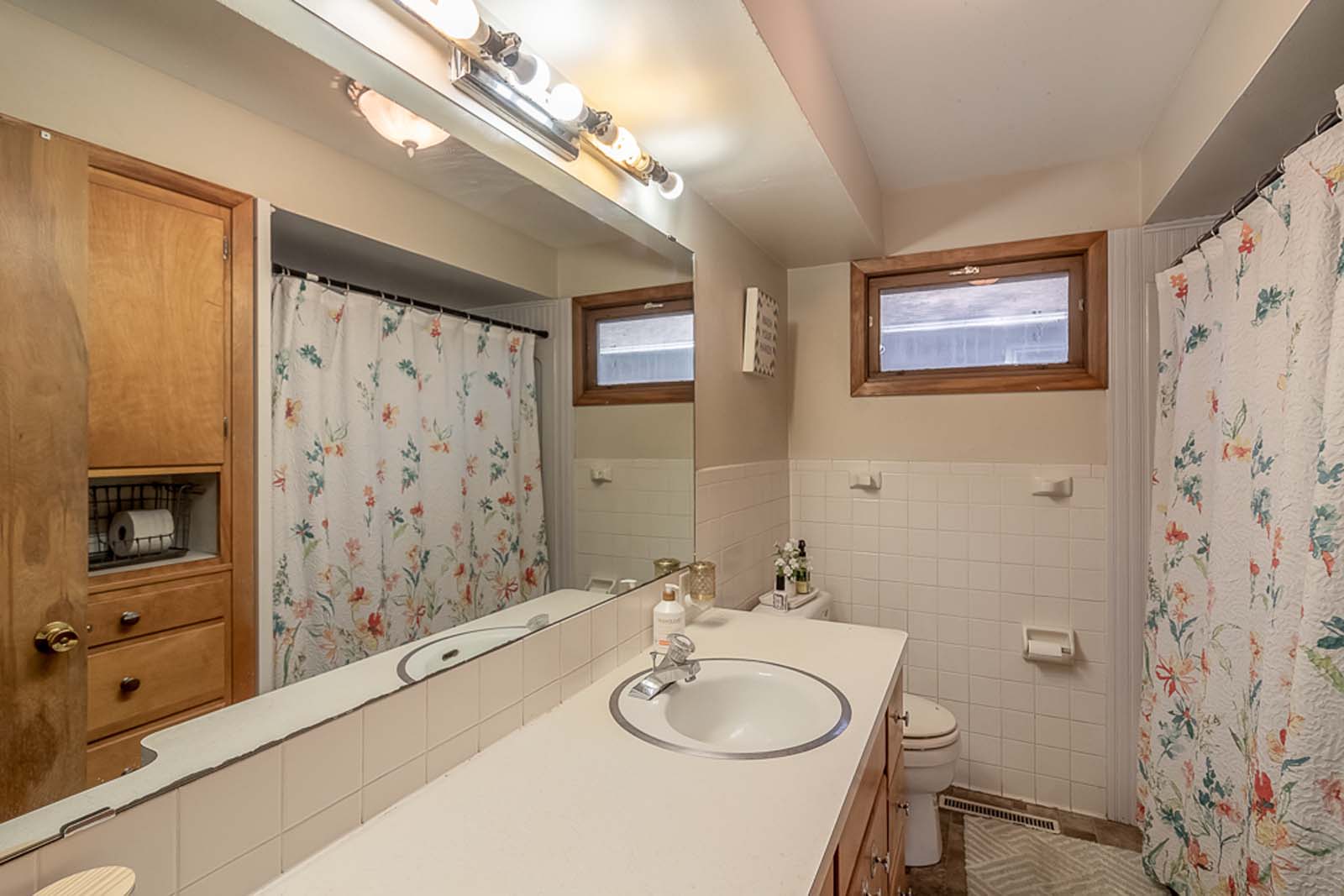 307 Dolph Road, Mankato, MN 56001 USA