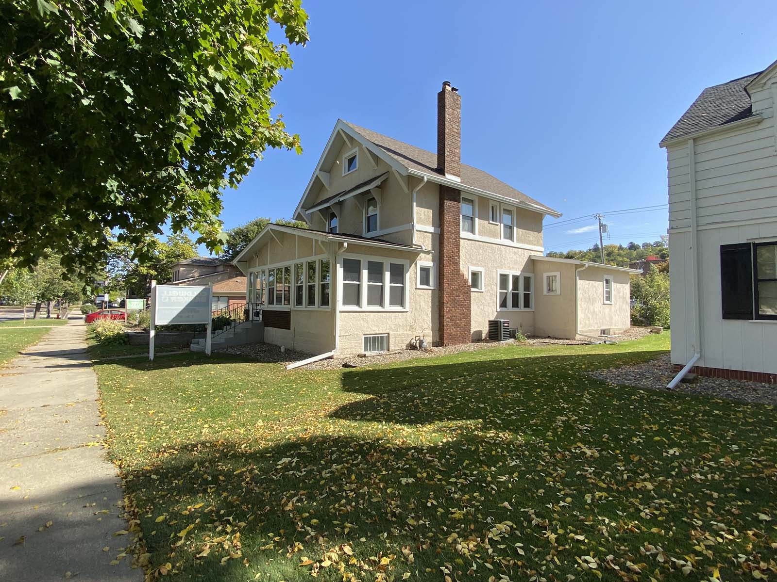 113 N Broad Street, Mankato, MN 56001 USA