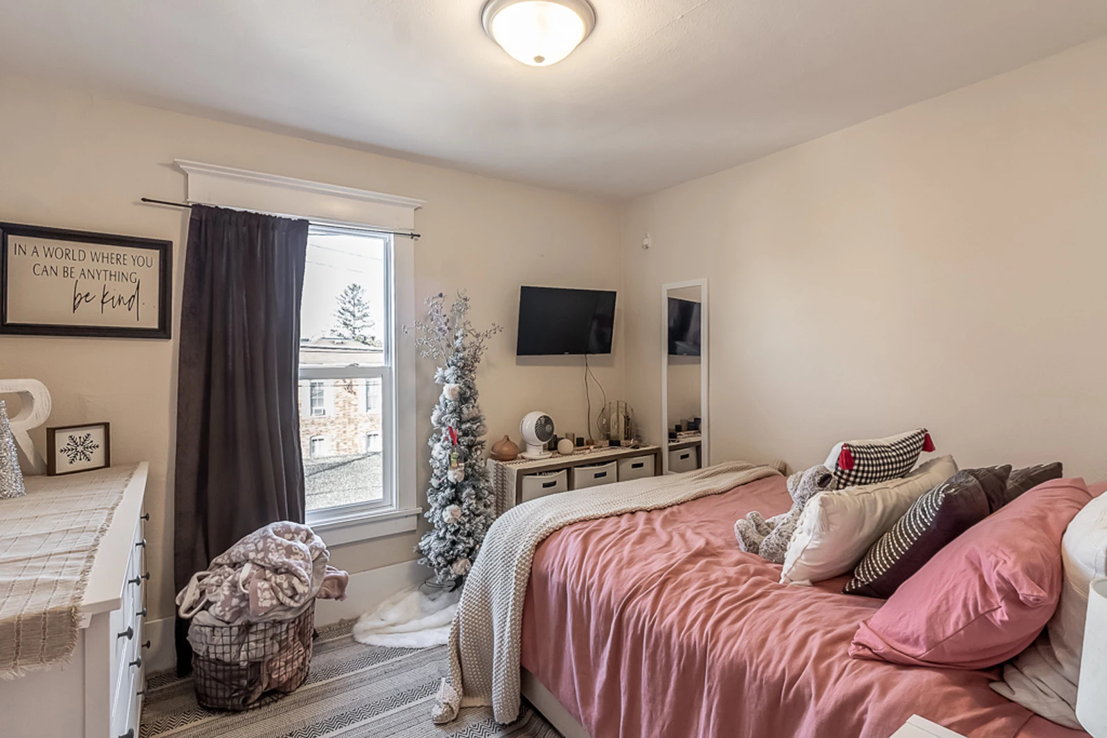 317 E Main Street, Mankato, MN 56001 USA