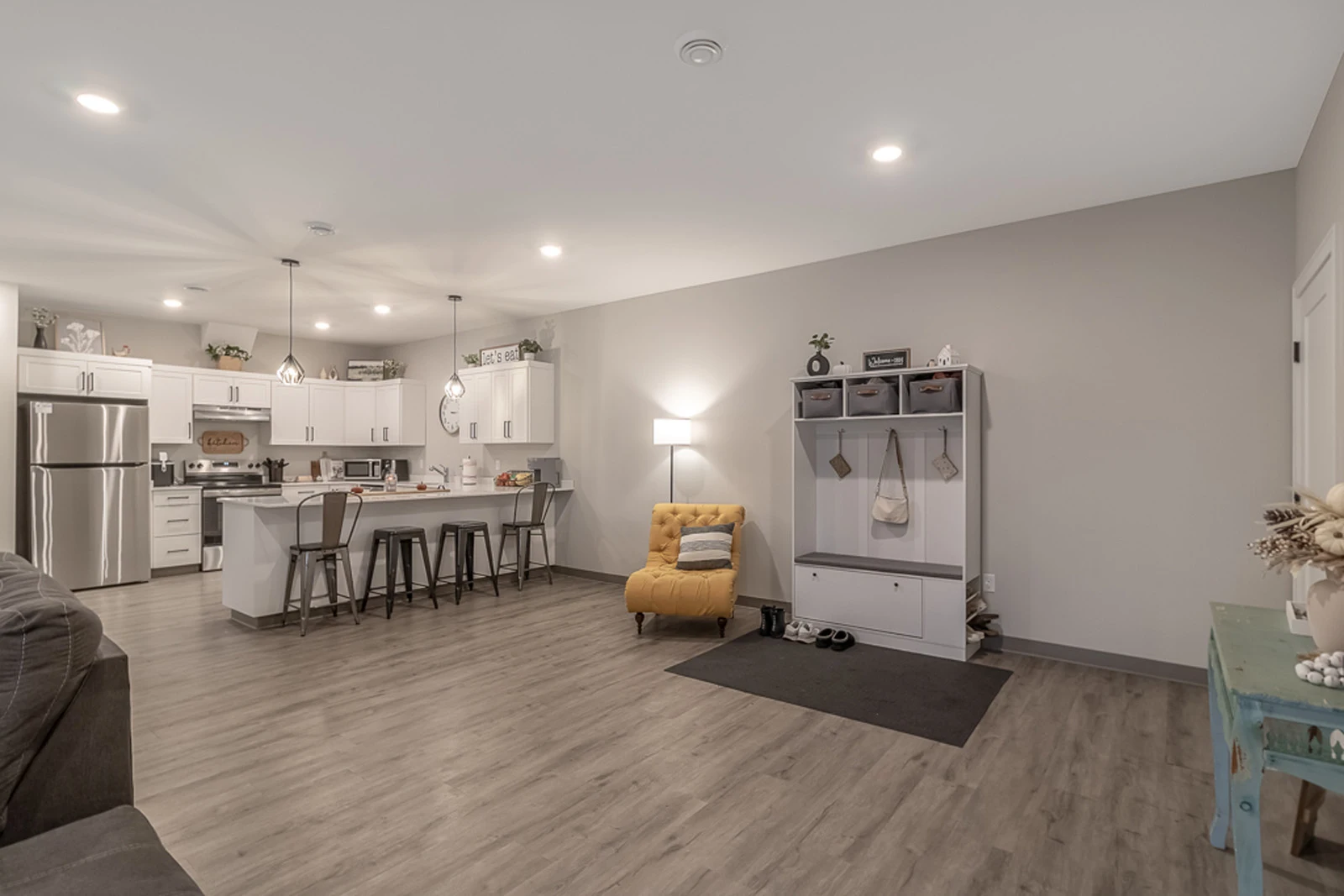 1570 Stadium Lane #1, Mankato, MN 56001 USA